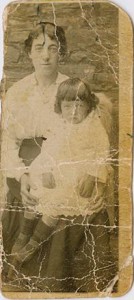 Dai_Slogger_wife_child David Thomas ("Dai Slogger") from Abertridwr carried this photograph of his wife and child throughout his service with the Royal Field Artillery, image contributed to the Welsh Voices collection