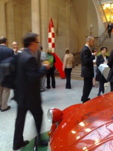 edit_200920101190 Delegates socialise and network