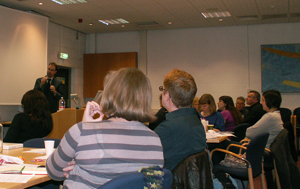 edit_PICT1821 Alastair Dunning and Sarah Fahmy introduce the interactive workshop session